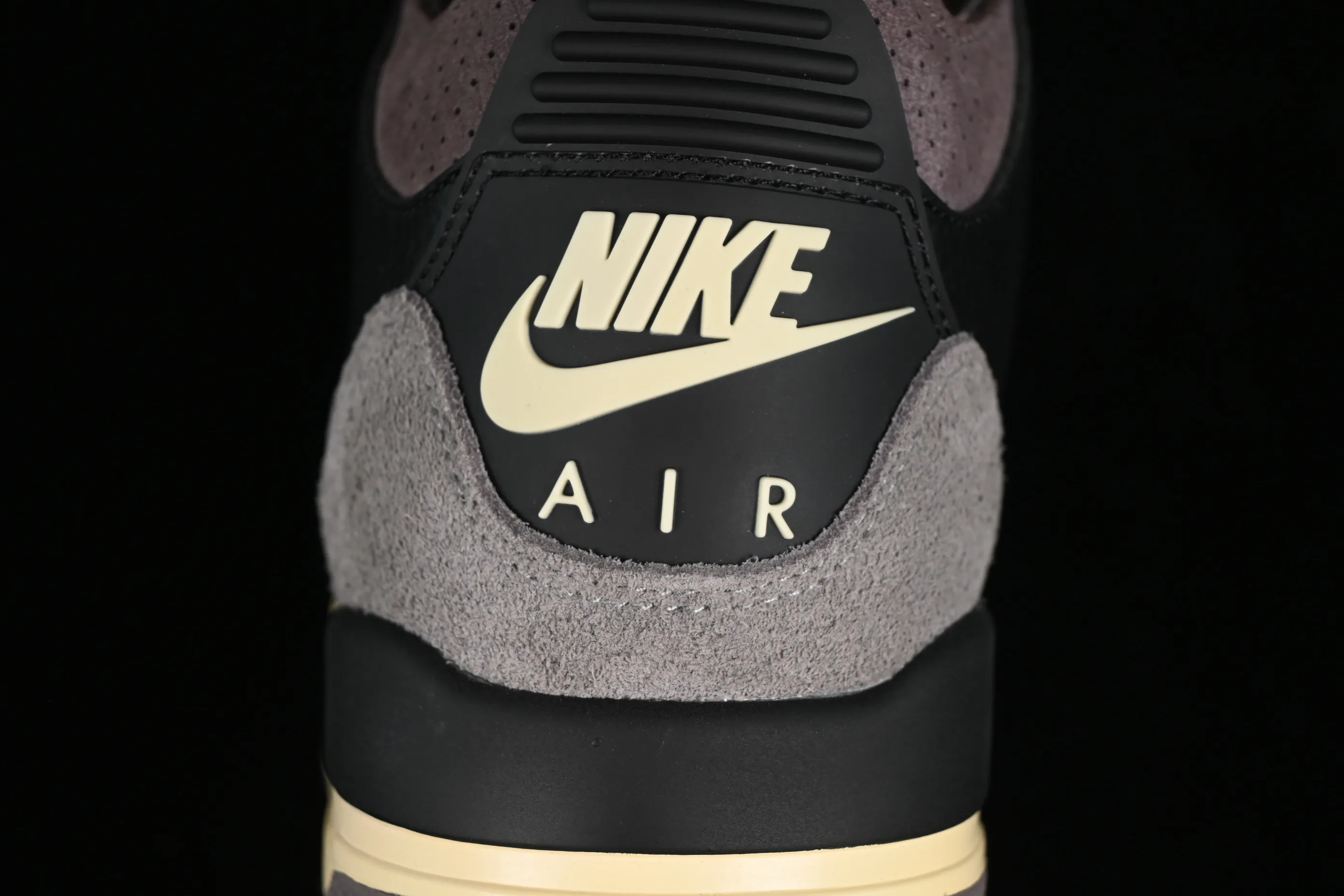 All categories Air Jordan Jordan series basketball shoes Air Jordan 3 foreign trade version A Ma Maniere x Air Jordan 3 Retro "Black" AJ3 Joe 3 joint model FZ4811-001